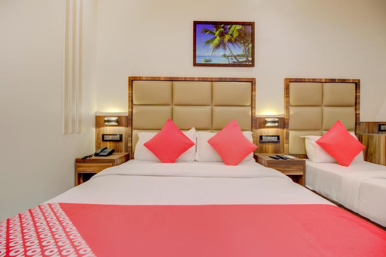 מומביי Oyo 76180 Hotel Meriton מראה חיצוני תמונה